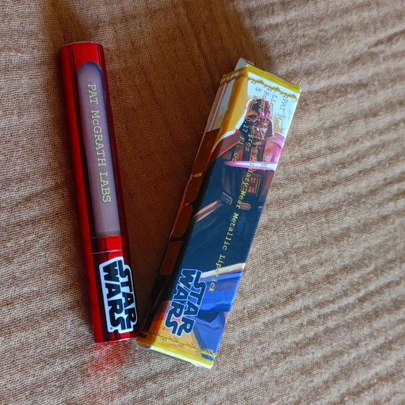 Pat McGrath Star Wars LiquidLust Legendary Wear Metallic Lipstick Rose Divinity - Picture 1 of 4